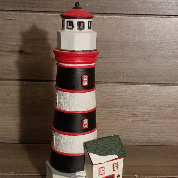 Vintage Lemax Christmas Village Plymouth Corners Lighthouse 1998 No Light Cord - Picture 6 of 10